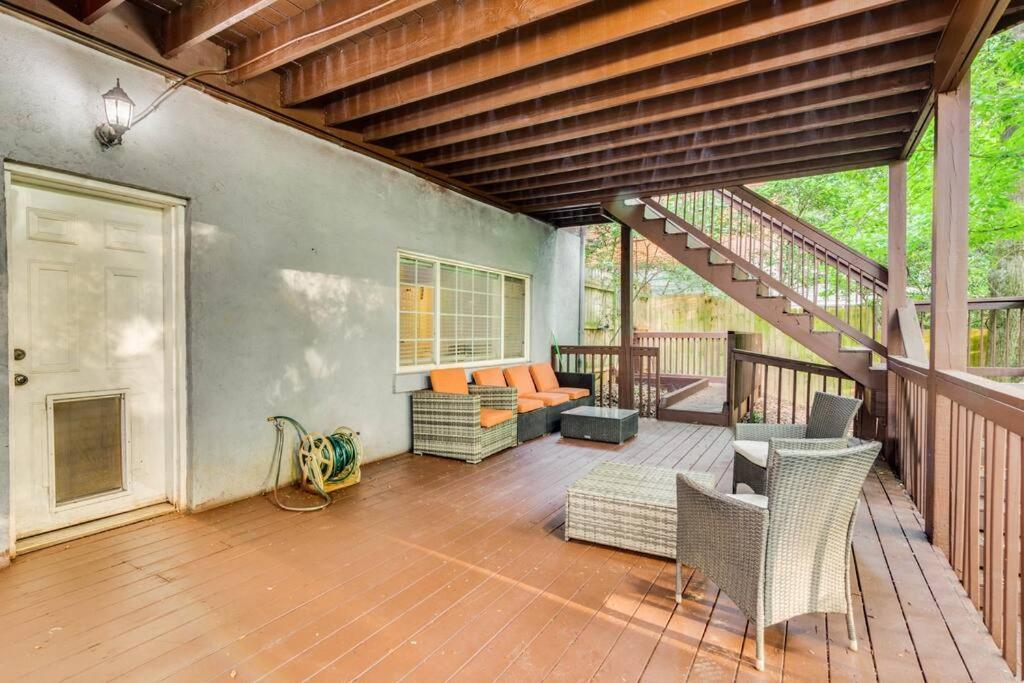 Stunning Atl 5Bdr Home Near Cdc Emory Sleeps 12 Atlanta Exteriér fotografie