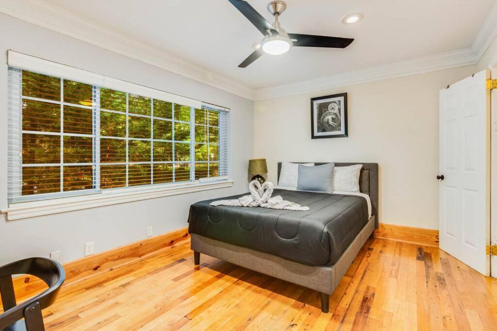 Stunning Atl 5Bdr Home Near Cdc Emory Sleeps 12 Atlanta Exteriér fotografie